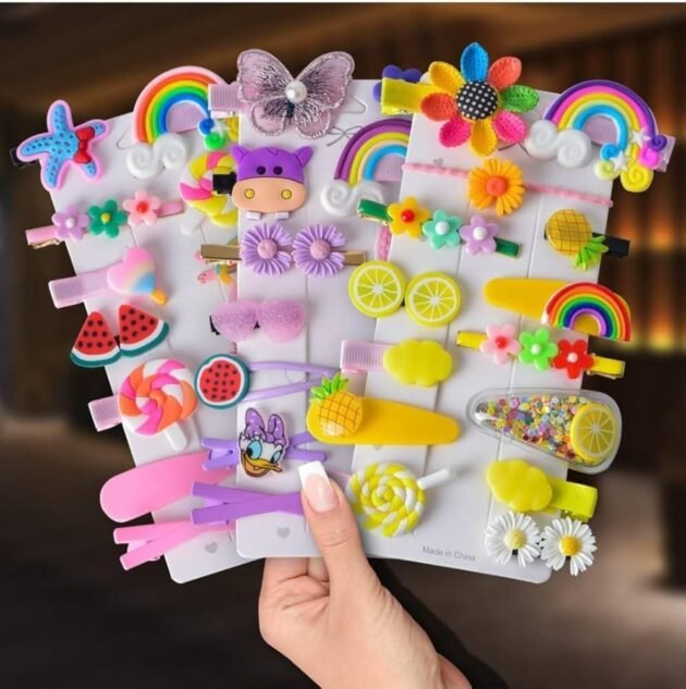 Kids Hair Clips (pack of 12 cards)