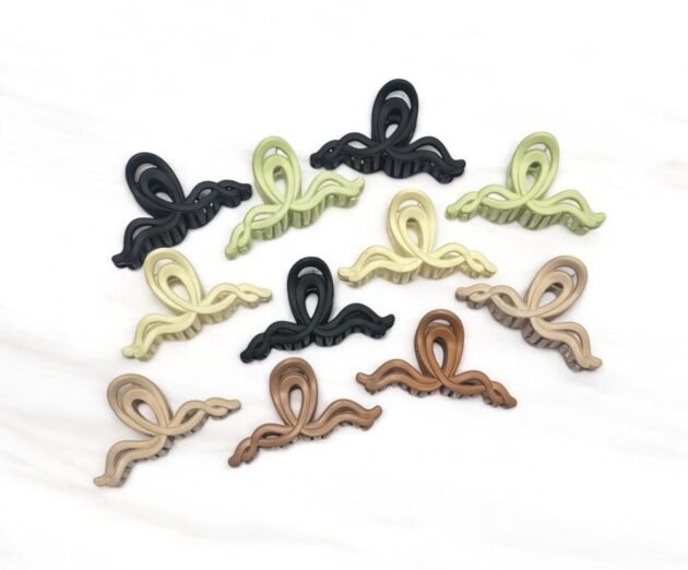 Trendy Designer Hair Claw (pack of 12)