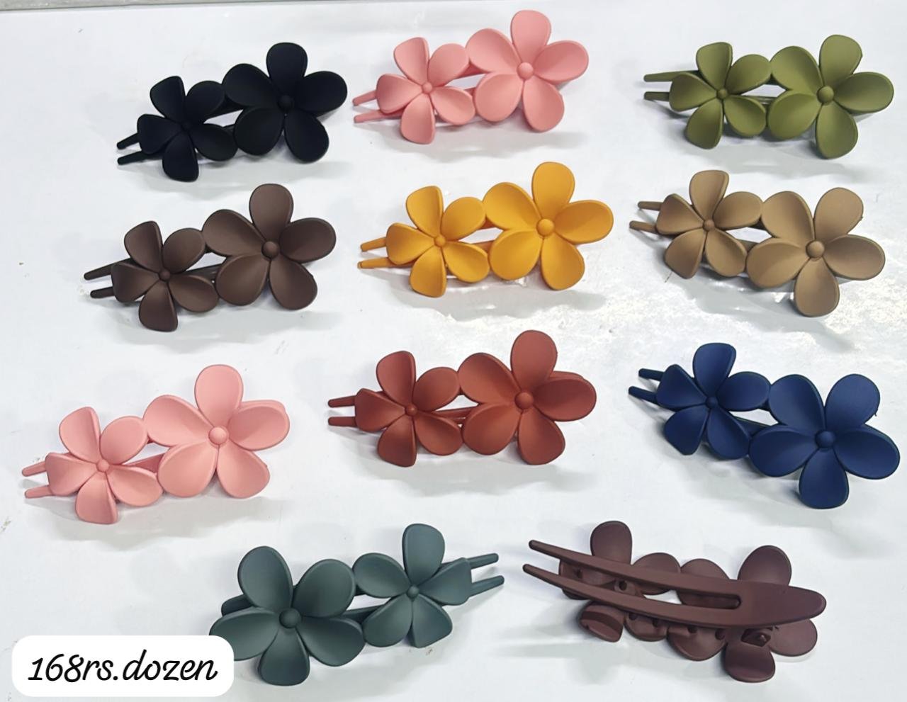 MULTICOLOR CLAW CLIPS (PACK OF 12)